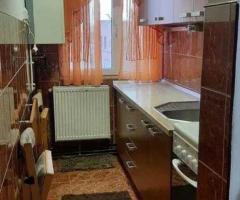 Apartament semi-decomandat 2 camere