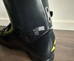 Clapari Fischer RC4 Podium GT 130 Vacum Full Fit